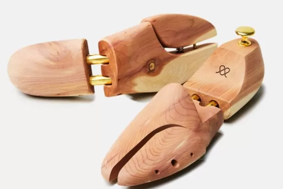 the_cedar_shoe_tree_2.webp MORJAS Entretien Des Chaussures*The Cedar Shoe Tree
